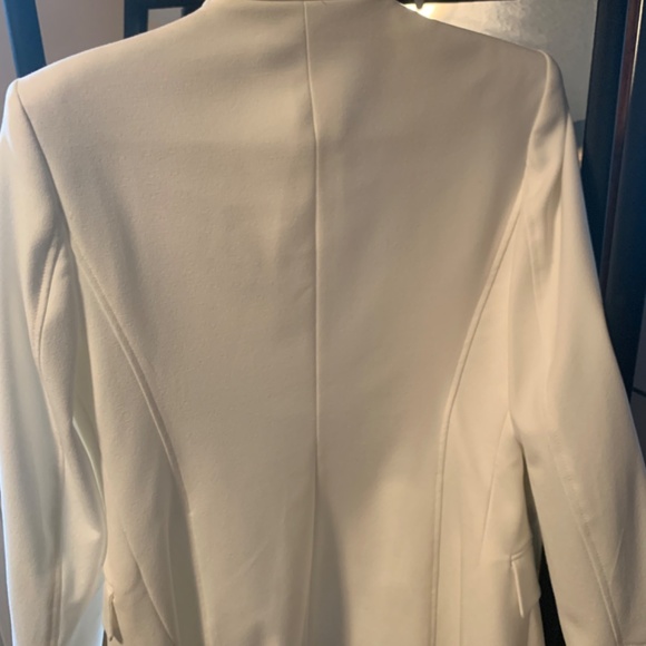 ~sold~ NWOT Zara | White Tailored Blazer - Picture 5 of 8